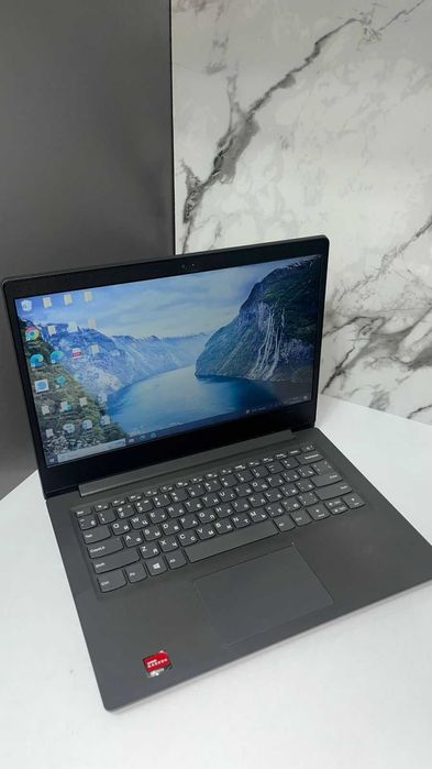 Ноутбук Lenovo  LAPTOP-3B4IG66J