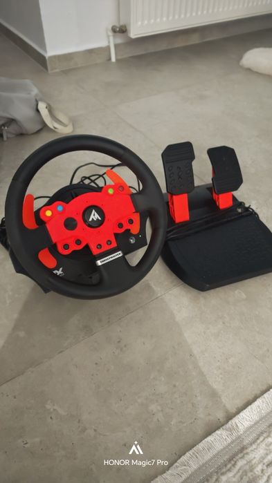 Volan Thrustmaster TMX – Force Feedback