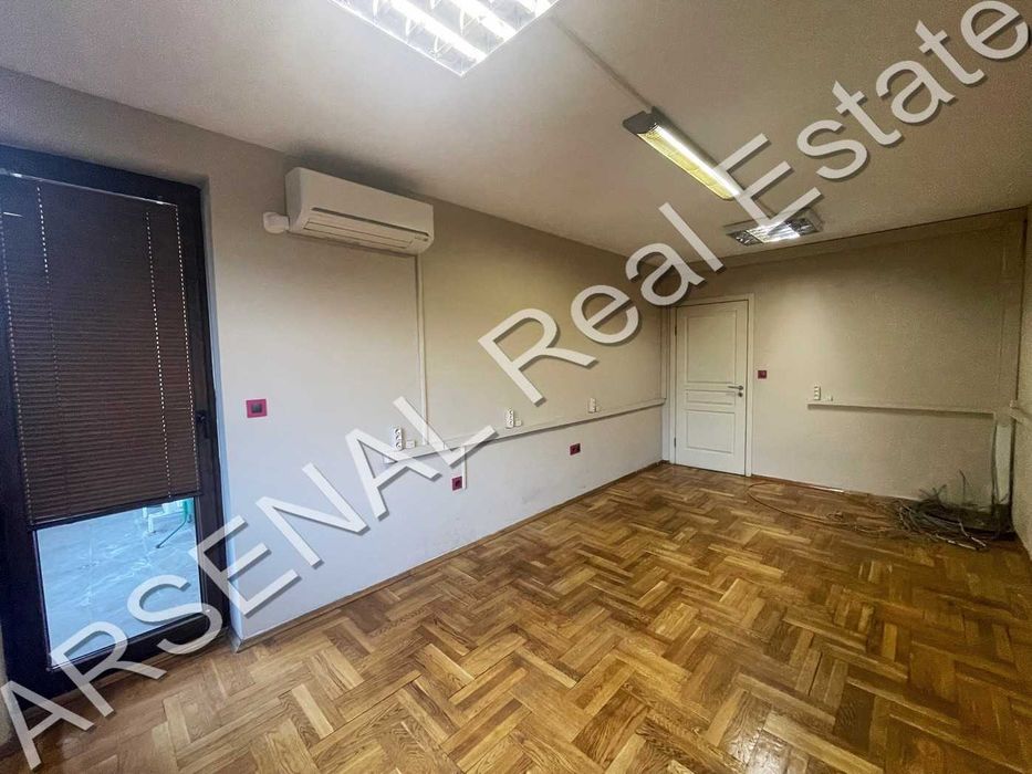 Офис под наем, Лозенец