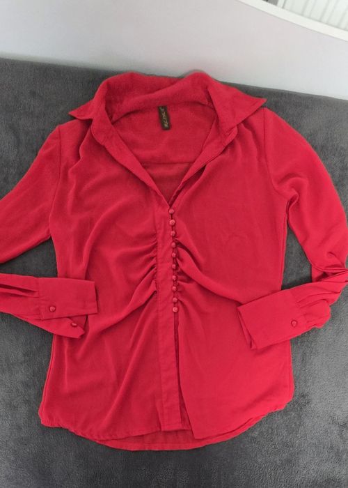 Дамски блузи и ризи