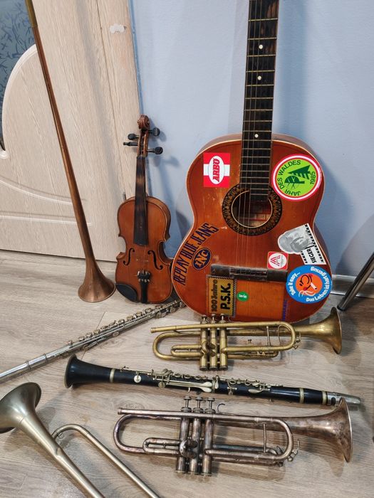 Музикални инструменти