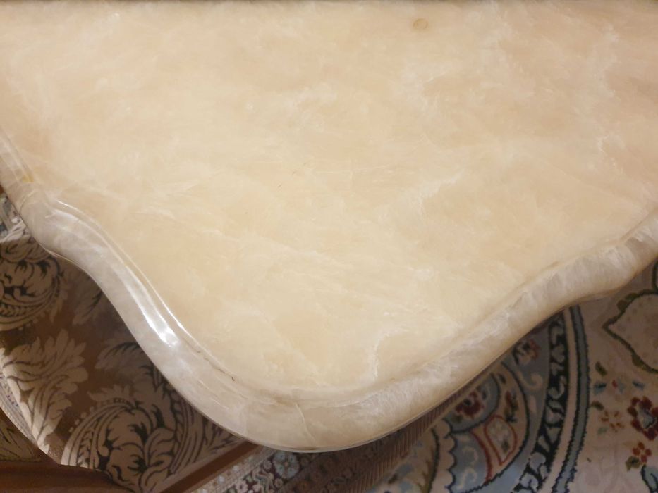 Стол со стульями