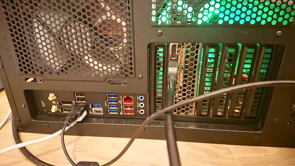 Мощен Геймърски Kомпютър: Ryzen 7800X3D, 64GB DDR5, RTX 3060, SSD (може и на части)