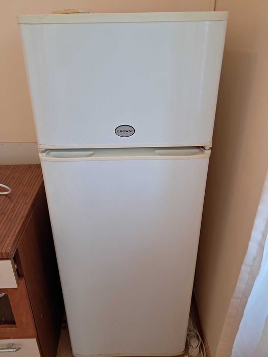 Продавам хладилник