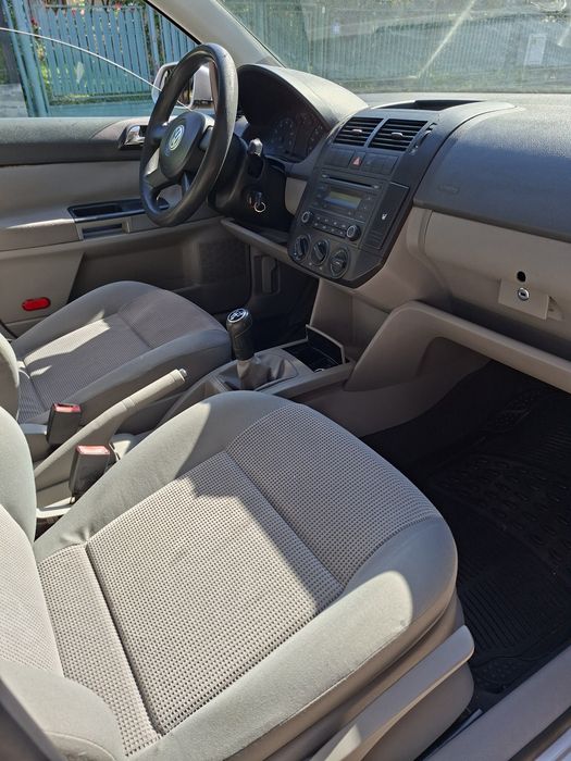 Vw Polo 1.4 benzina, 110000km reali cu carte service, vopsea originala
