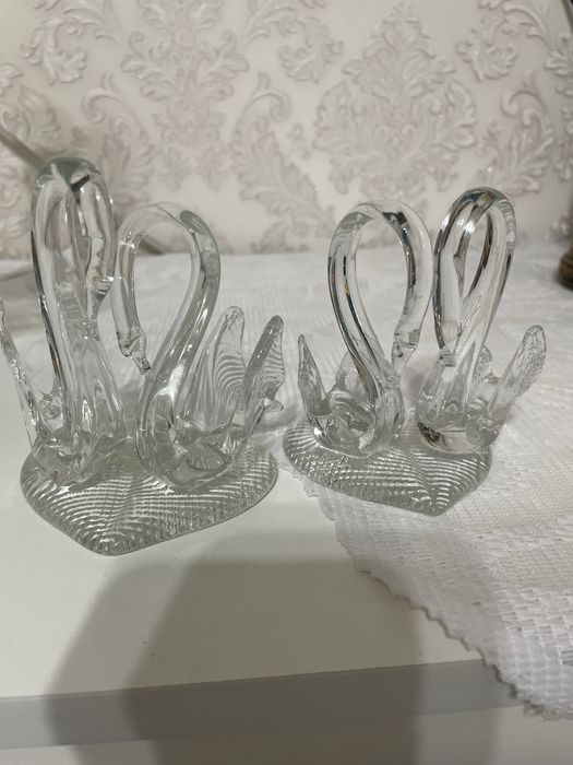 Продам два лебедя хрусталь