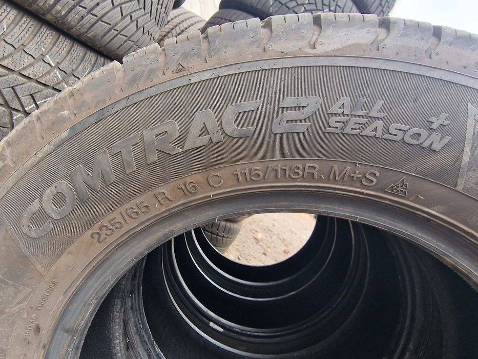Anvelope 235/65R16C marca Vredestein, M +S, DOT 2023 ,6.5 mm