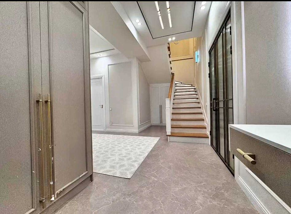 ПРОДАЕТСЯ  5/8-9/9 PARISIEN" ДУПЛЕКС  Golden House" Парисен