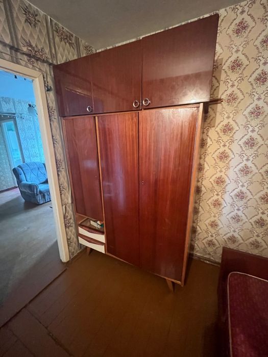 Продам за даром меьель