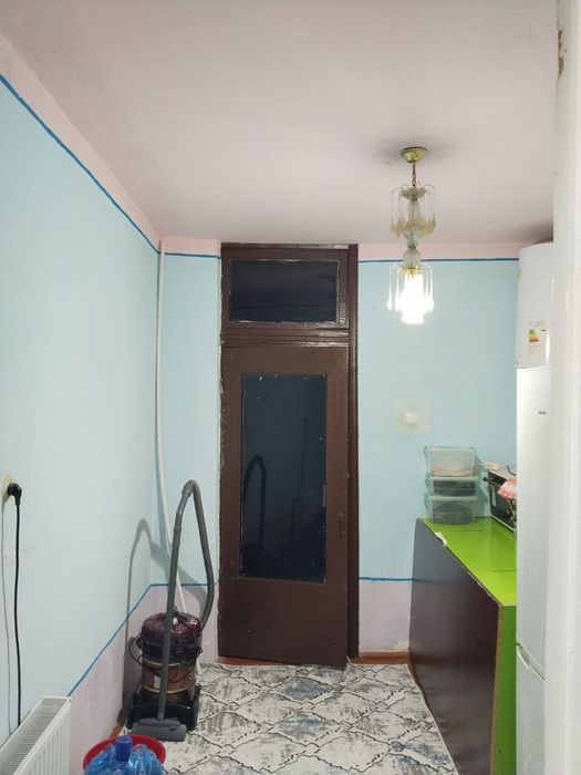 uch honalik uy  sotiladi