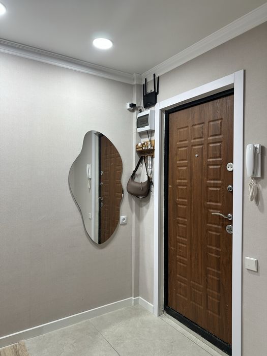 Продам квартиру 3-х комнат