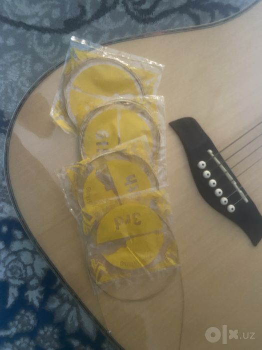 Gitara sotiladi yangi narxi 3mln sum