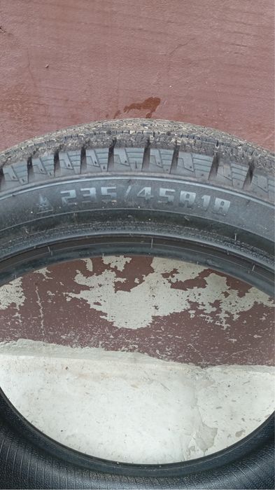 Шины зимние продам срочно
