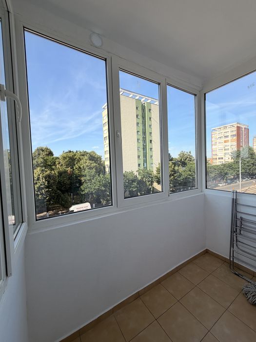 Inchiriez apartament 2 camere Calea Iuliu Maniu, Podgoria