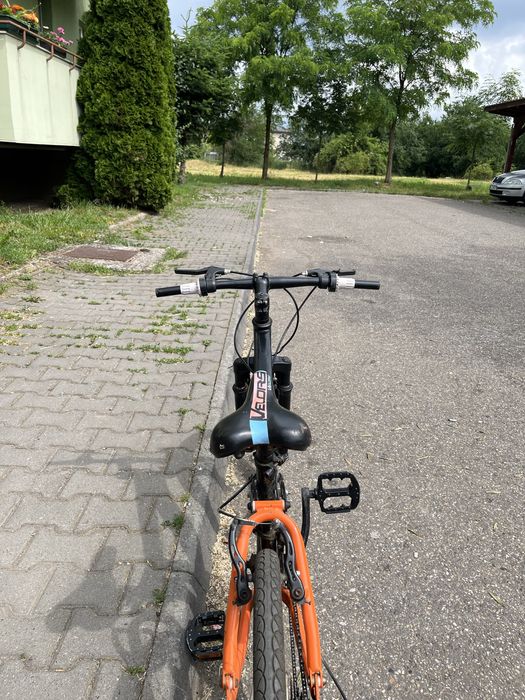 bicicleta velors 8-10 ani RASPUND DOAR LA MESAJE