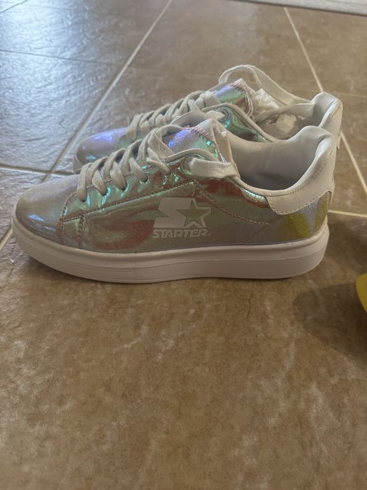 Нови обувки STARTER