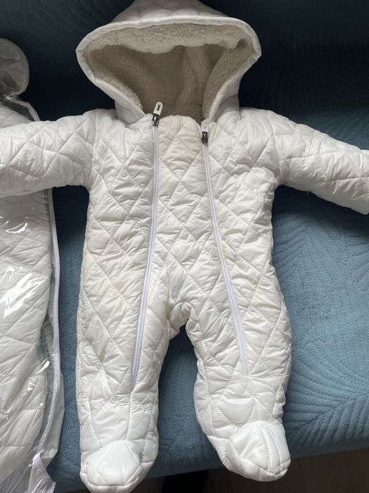 Комбинезон на выписку