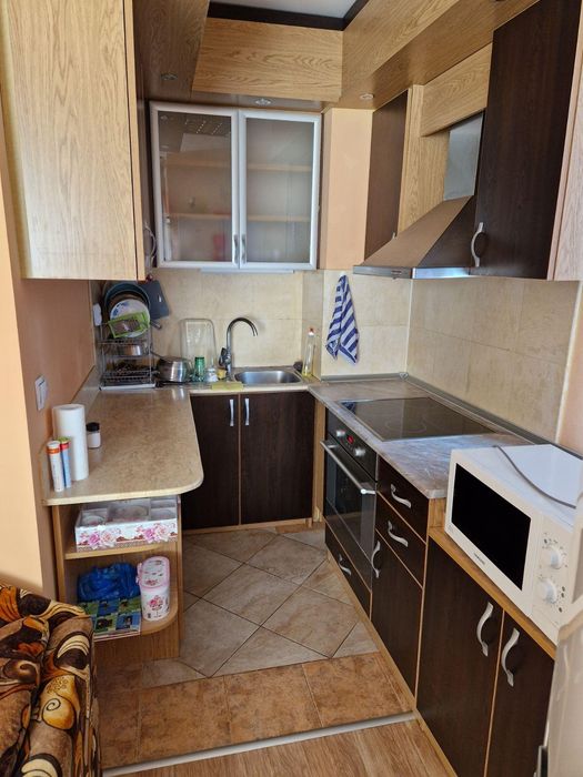 Двустаен апартамент, под наем, кв. Възраждане 1