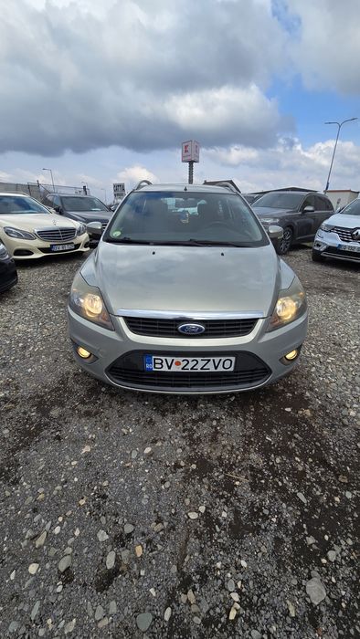 Ford Focus 1.6 benzina 11. 2010