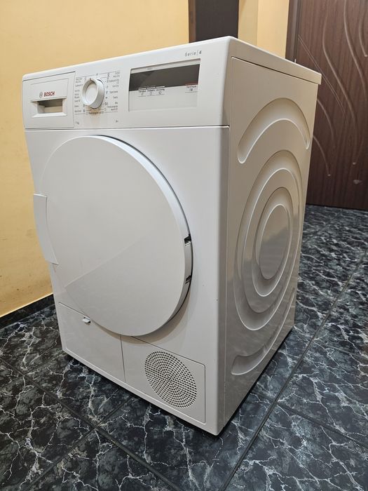 Сушилня Bosch Serie 4 термопомпа