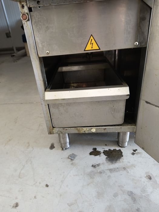 Бързо загряващ фритюрник на база 2021 година