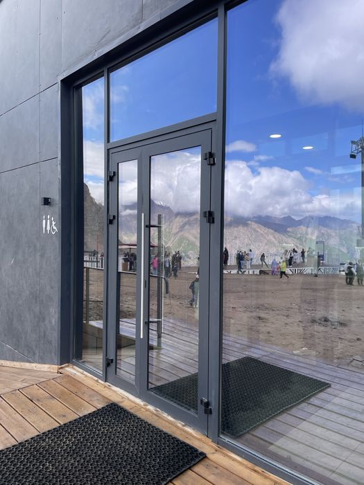 Пластик және Алюмин есік терезелер