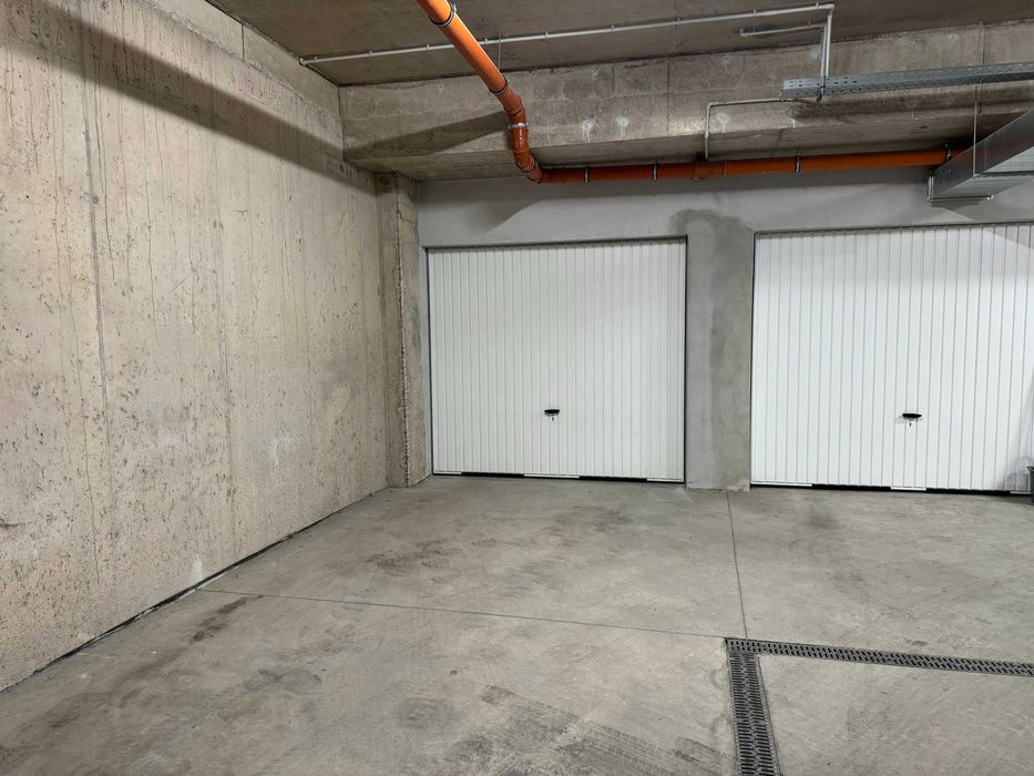 Дава се под наем Гараж / Паркомясто в София, Дружба 2 - 14 кв.м за 132.6 € - Снимка #2