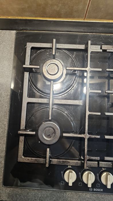 Vând plită încorporabilă Bosch PNP6B6B90, pe gaz