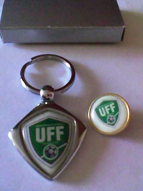 Брелок и значок - комплект