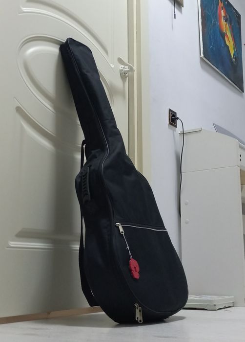 Гитара акустический , чехол , каподастр