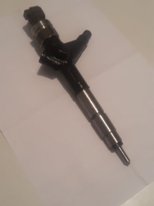 Injector nisan x trail