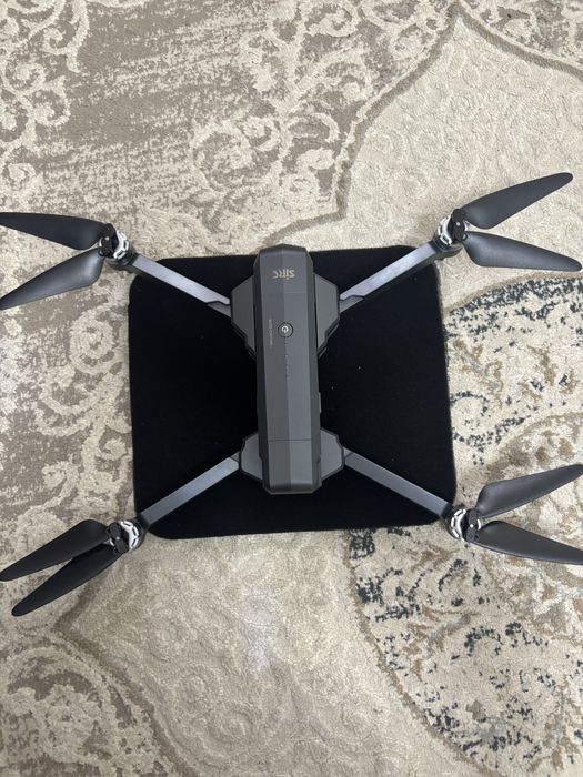 SJRC F11 квадрокоптер