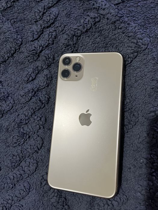 Продается айфон 11 про мах 256 гб