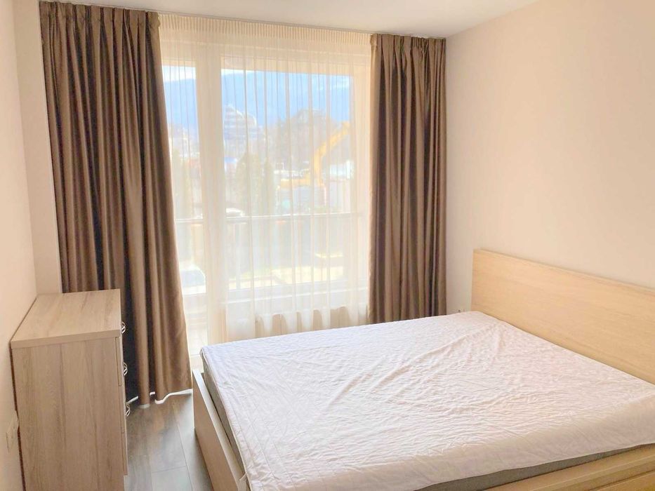 Тристаен апартамент -Кръстова вада