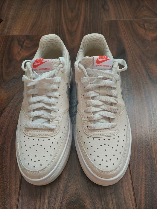 Кецове Nike court vision alta