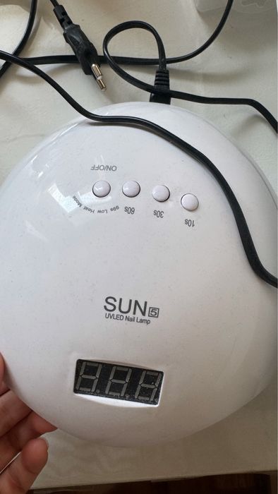 Срочно продам Всё для маникюра,