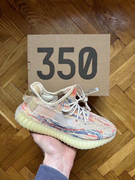 Yeezy 350 v2 Mx Oat