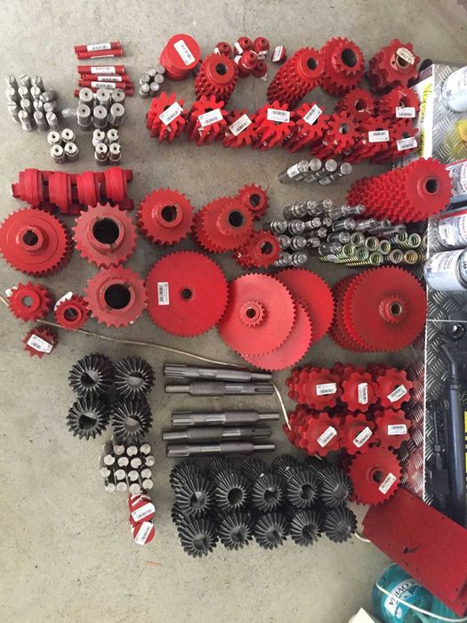 Piese pentru culegatori porumb