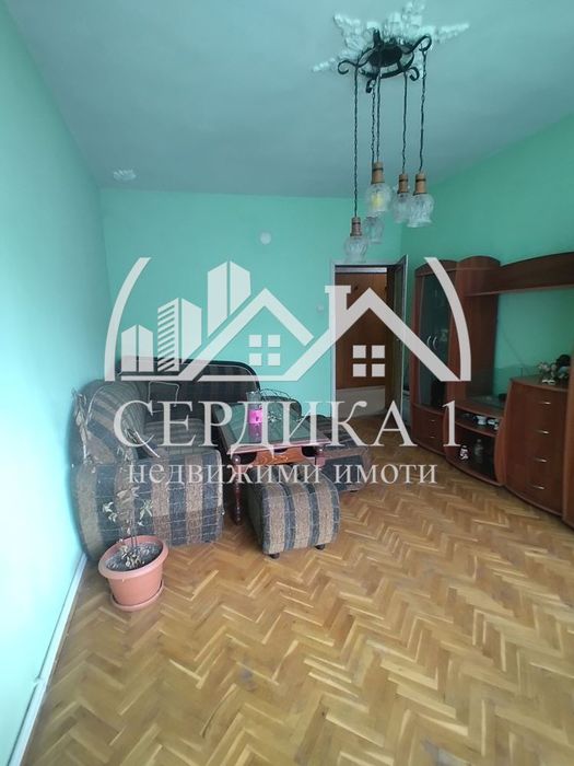 Продава се Двустаен апартамент в Кюстендил, Център - 70 кв.м за 770 €/кв.м - Снимка #2