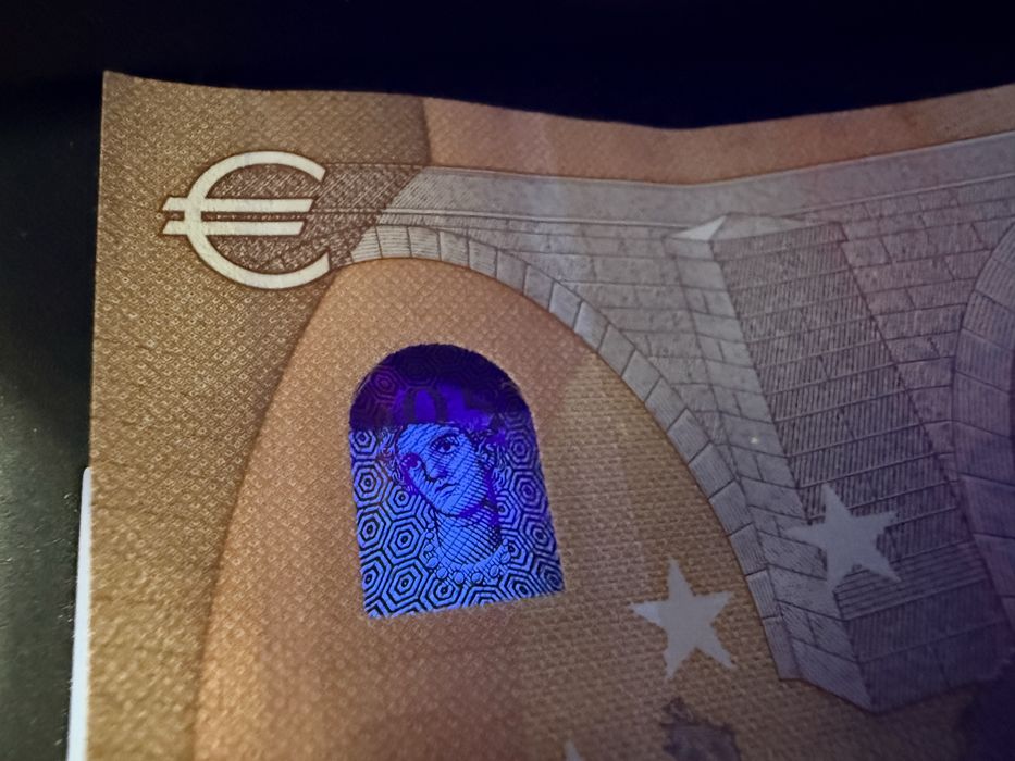 Професионален UV детектор за фалшиви банкноти с лупа