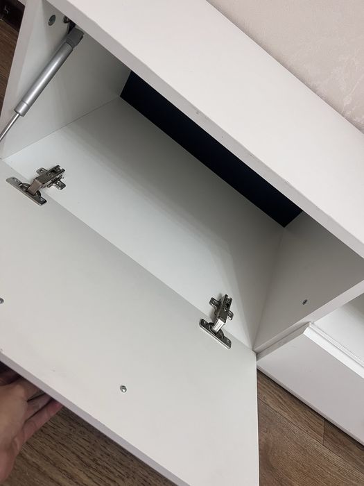 Подставка/ тумба под телевизор