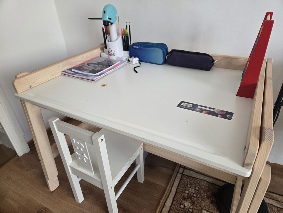 Birou reglabil IKEA FLISAT – lemn masiv