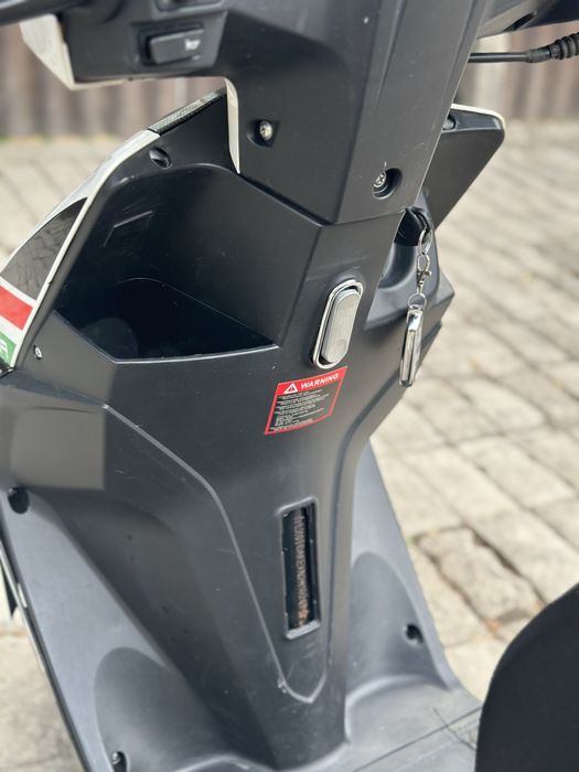 Скутер Peda raketa