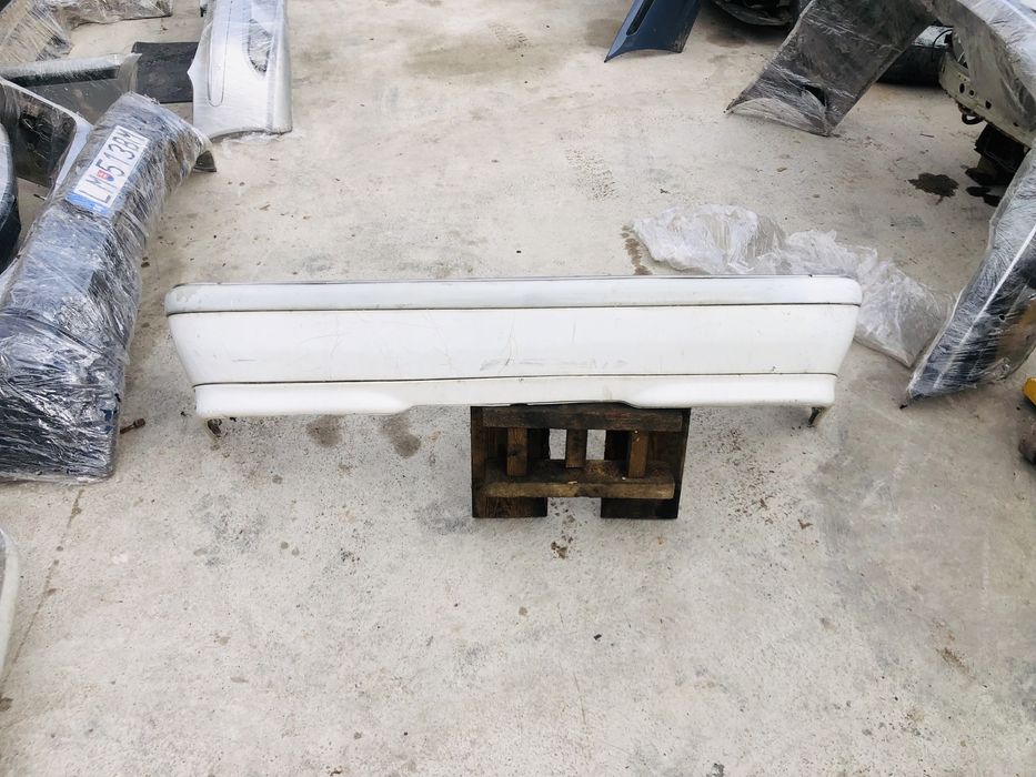 W202 рестайлинг задний бампер.