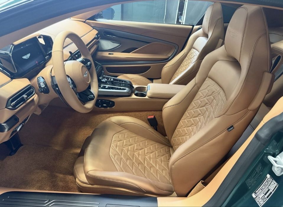 Aston Martin Vanquish Coupe 2026