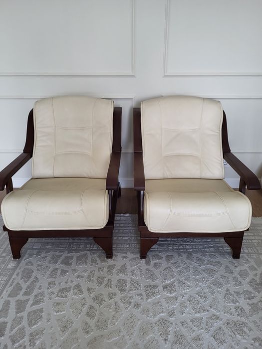 Кресло в коже, Беларусь