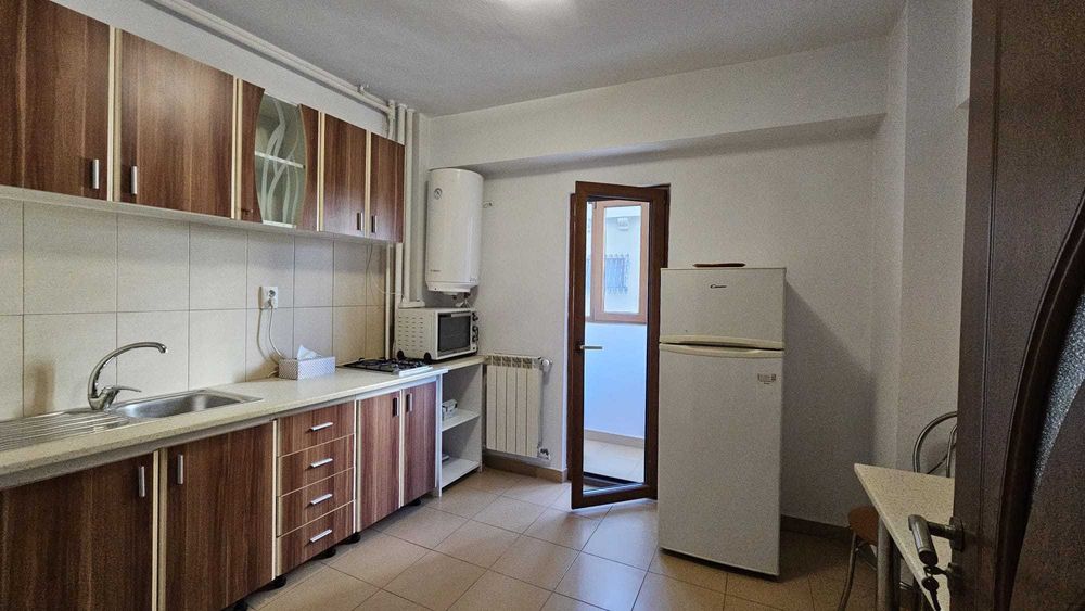 Garsoniera zona metrou Piata Muncii