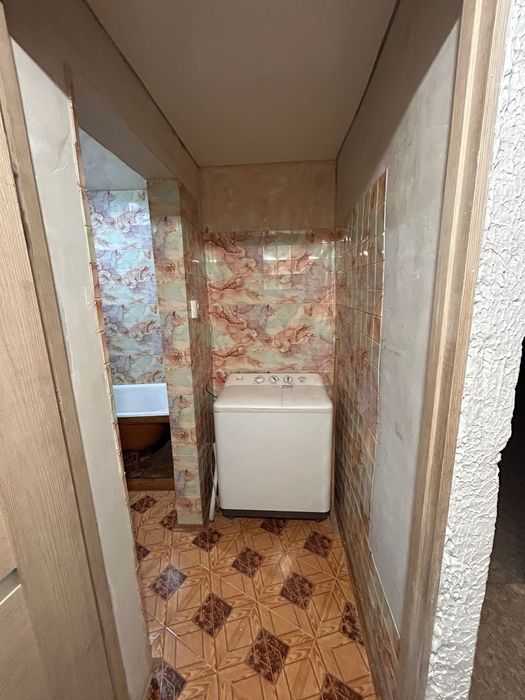 Продаю 2 комнатную 42кв.м