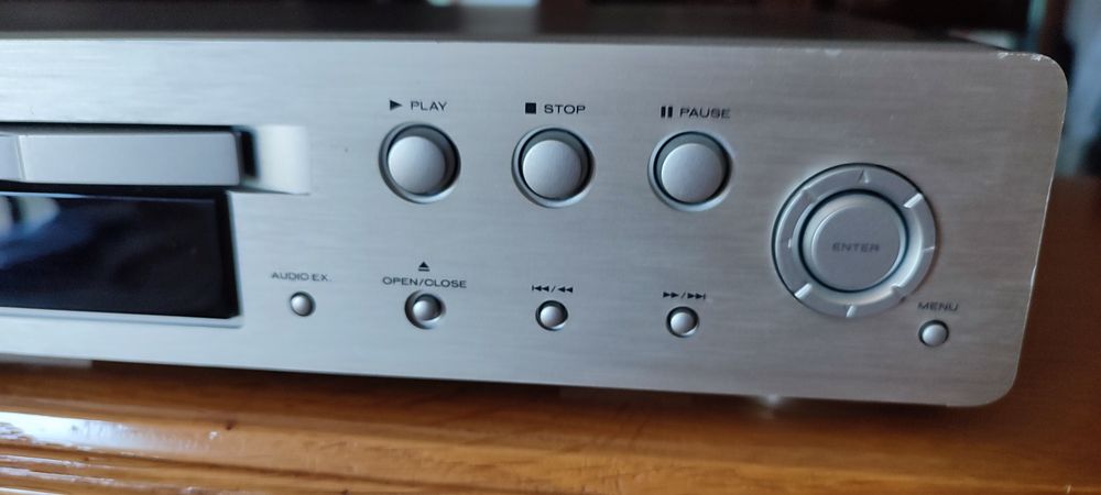 DVD MARANTZ model DV6400