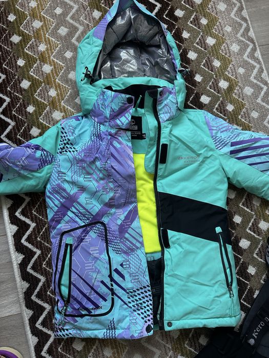 Комбинещон на девочку 8/9 лет